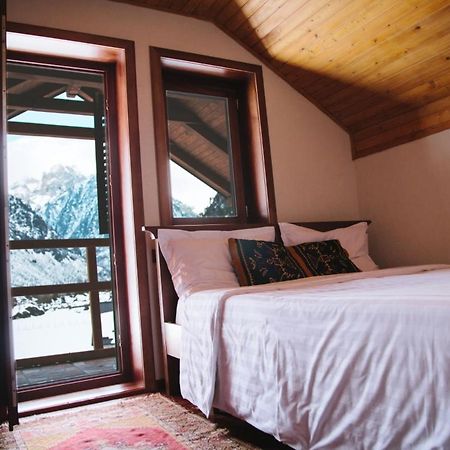فالبني Hostel Rilindja المظهر الخارجي الصورة